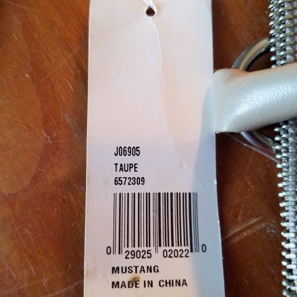 NWT Jones New York Genuine Leather Taupe Purse - Picture 4 of 7